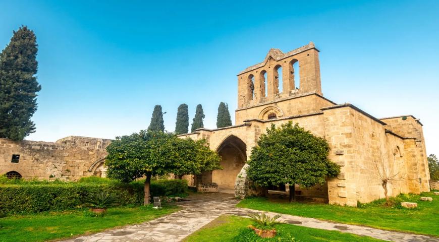 Bellapais Manastırı