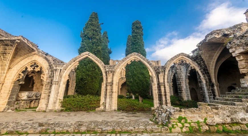 Bellapais Manastırı